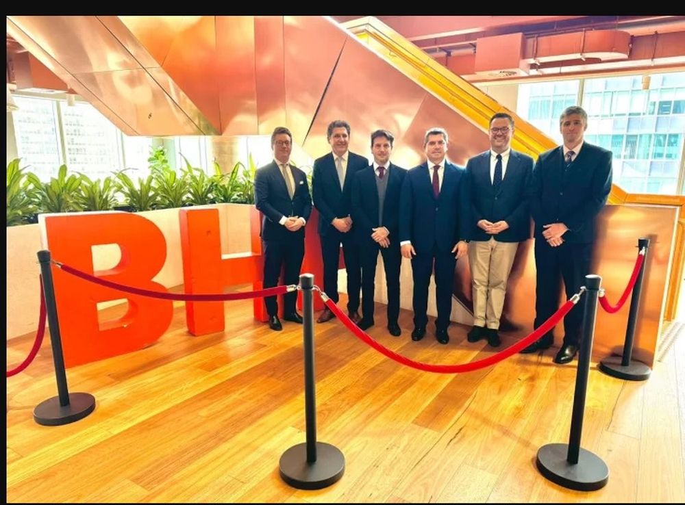 Marcelo Orrego se reunió en Adelaida, Australia con Jeremy Milne, Head of Corporate Affairs y Tom Carrick-Smith, Principal Government Relations, ambos por Copper South Australia de BHP y con José Morea, Country Director para Argentina por la empresa Vicuña Corp.