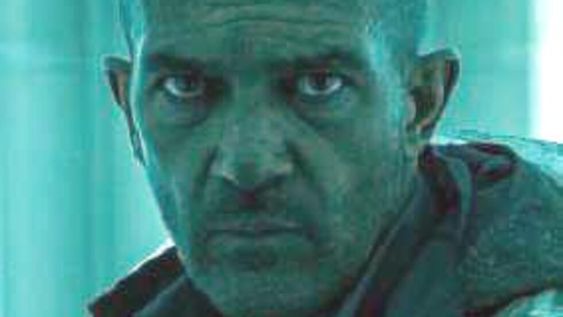 Antonio Banderas en “Autómata”, un film de ciencia ficción