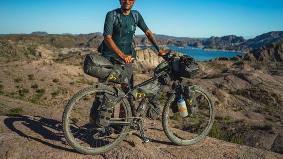 Gonzalo Zamorano, el mendocino que emprendió su viaje por Argentina para que se le pegue el acento, la cultura y el orgullo de ser mendocino.