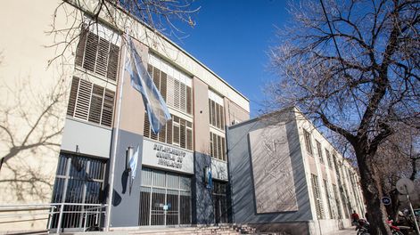 Irrigación salió a ofrecer puestos de trabajo.