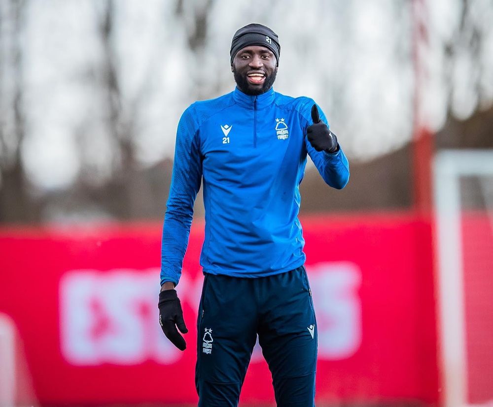 Cheikhou Kouyate, cuando jugaa en el Nottingham Forest.