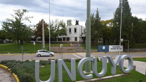 Los Andes | La UNCuyo resolverá en febrero si o no el Pase Santiario para poder participar de las clases y actividades presenciales en el ciclo académico 2022. Foto: José Gutierrez / Los Andes.