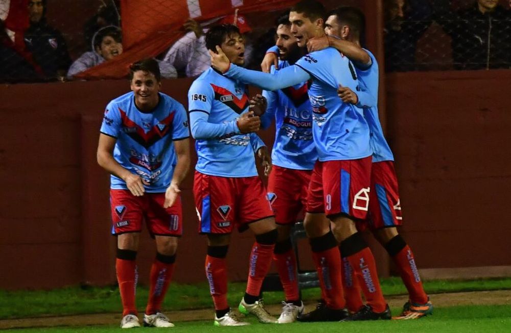 Batacazo de Brown de Adrogué: eliminó al Rojo y pasó de ronda en la Copa Argentina