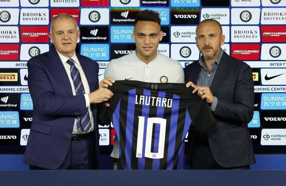 Lautaro Martínez fue presentado en el Inter y utilizará la camiseta N° 10