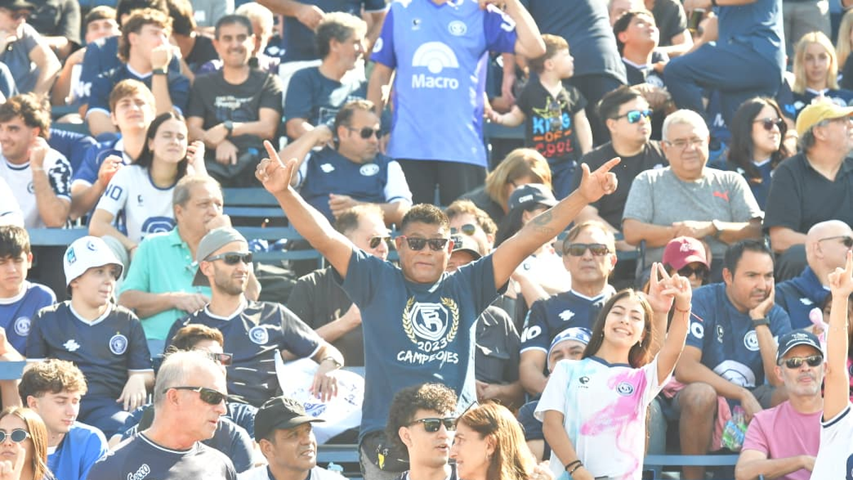 Fiesta azul en el Gargantini: la Lepra domina y se ilusiona