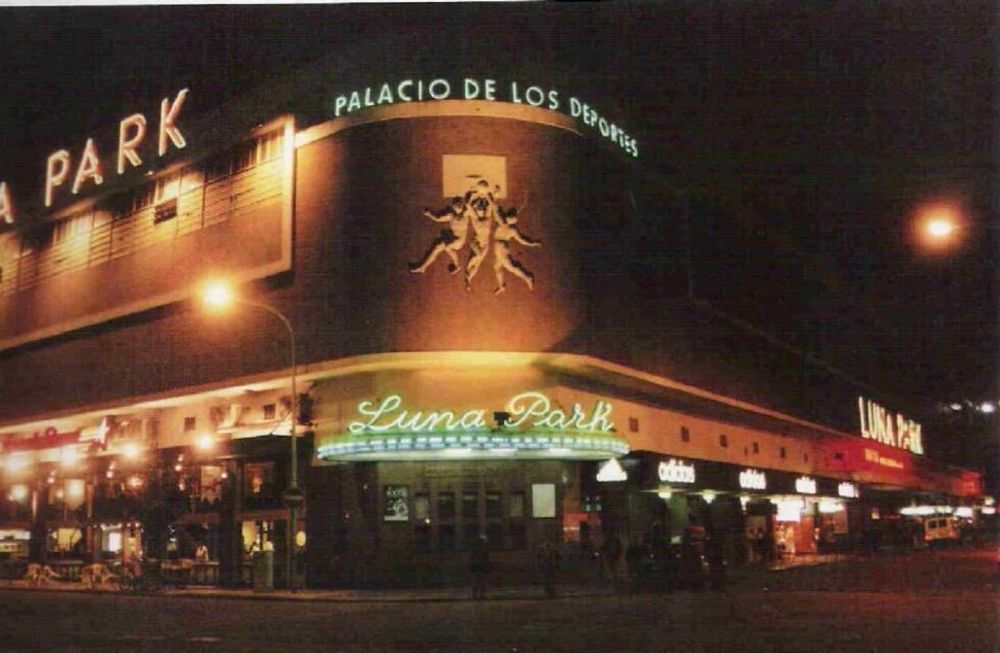 Ernestina Lectoure entregó el 95% de las acciones del Luna Park al Arzobispado y la comunidad salesiana tras fu fallecimiento.