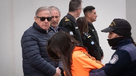 Los Andes | Imputaron y trasladaron al penal a los detenidos en los distintos intentos de saqueos que se produjeron en MendozaFoto: Ignacio Blanco / Los Andes