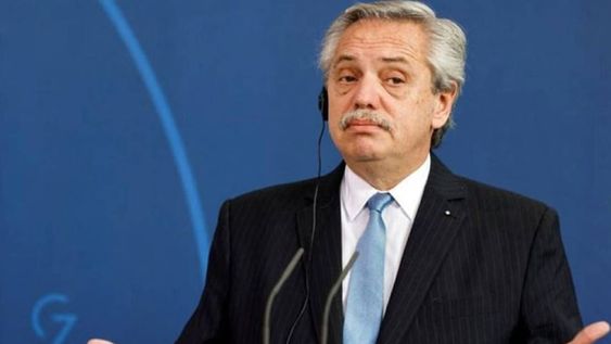 Alberto Fernandéz entregó a la Justicia 20 fichas médicas de Fabiola Yañez.
