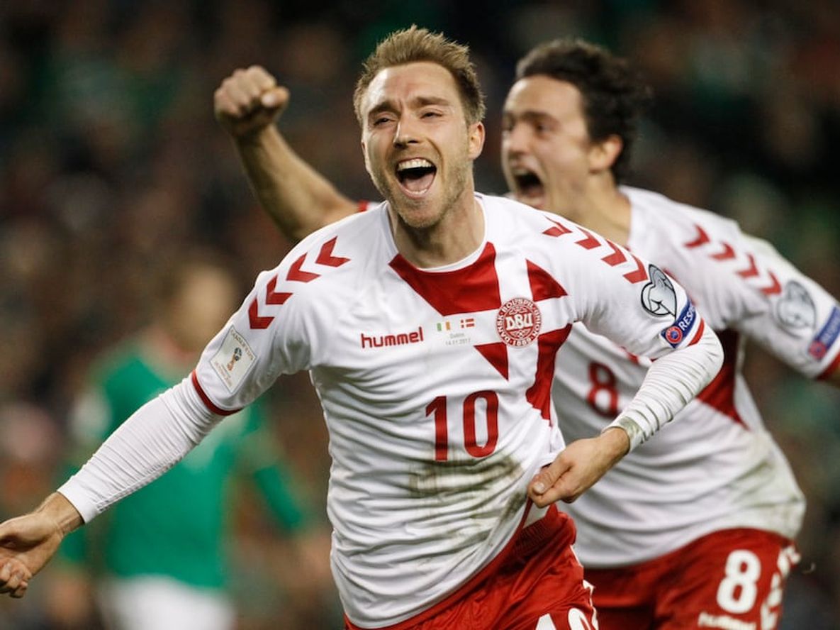 Christian Eriksen se desmayó en pleno partido entre Dinamarca y Finlandia y conmocionó al planeta entero. Foto: AP