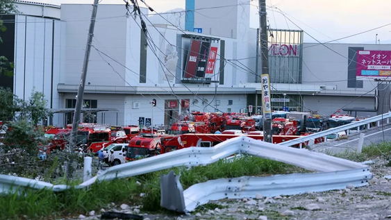 Sube a 34 la cifra de muertos por el terremoto en Japón mientras continúa la búsqueda de sobrevivientes.
