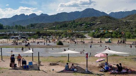 Los Andes | La playa sobre el río Mendoza será concesionada y la idea es que cuente con servicios y actividades durante todo el año, de acuerdo a lo manifestado por el intendente de Luján.