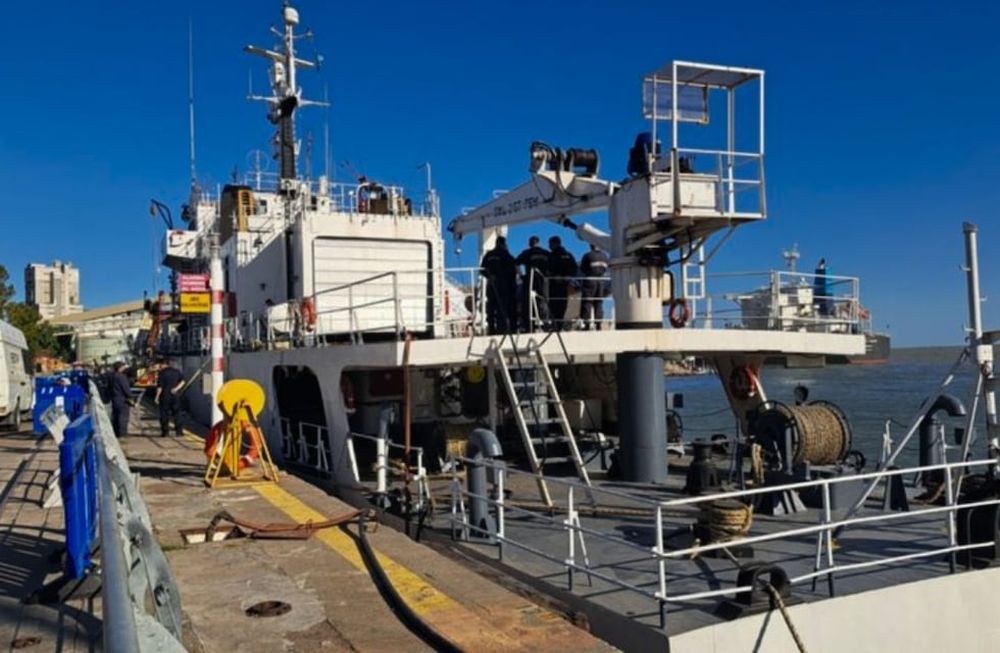 Hallaron muerto a un hombre dentro de un buque de la Prefectura Naval / Fotos: Emmanuel Briane-La Nueva.