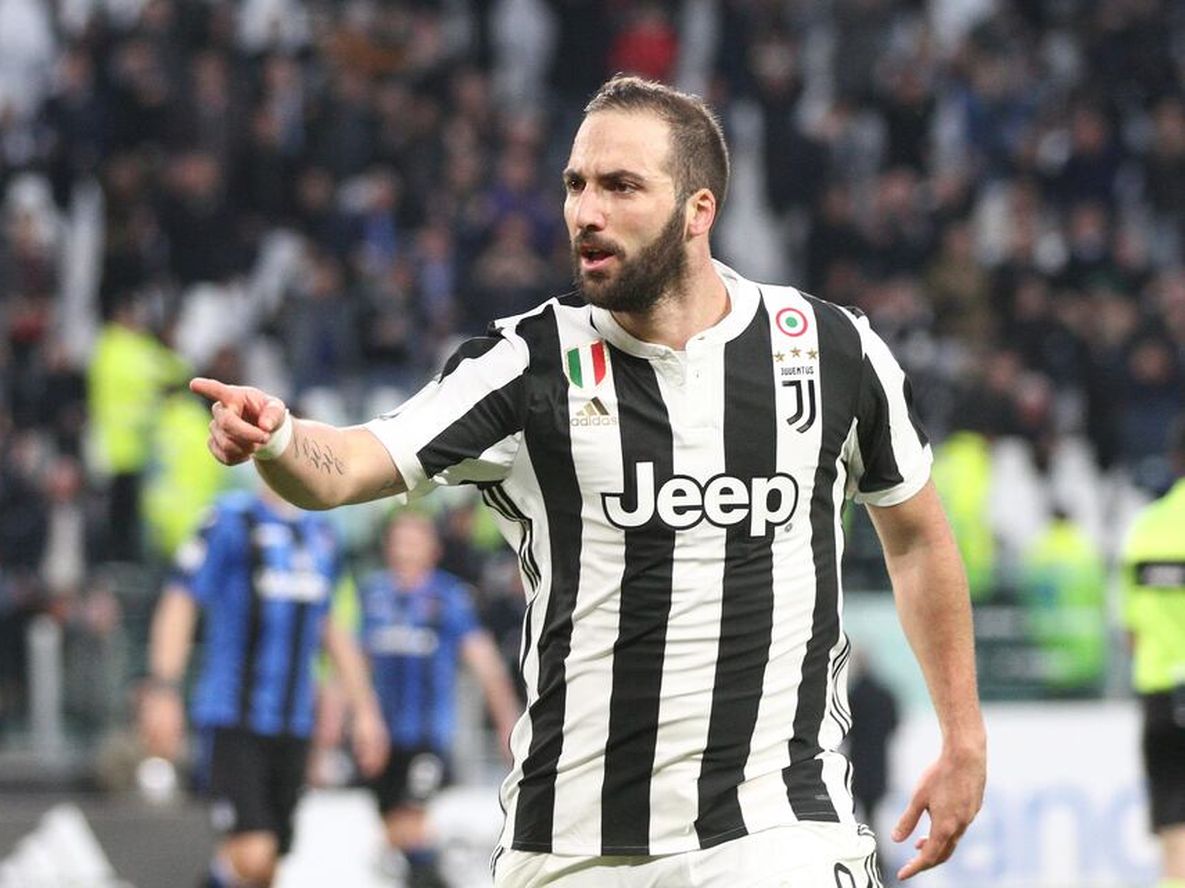 Después del Mundial, Higuaín dejaría Juventus para irse a la Premier League