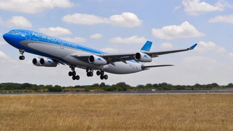 Argentina deberá pagar casi 400 millones de dólares por la estatización de Aerolíneas Argentinas.