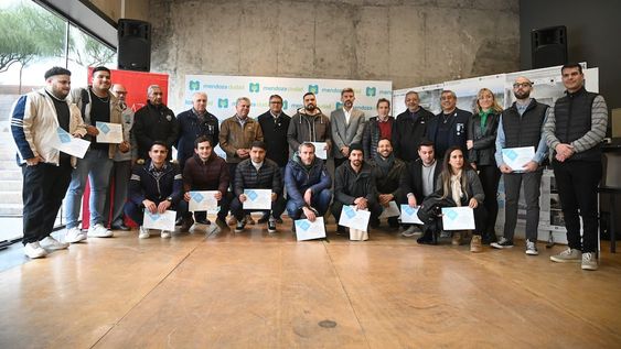 Se entregaron los premios del concurso Memorial Malvinas Mendoza