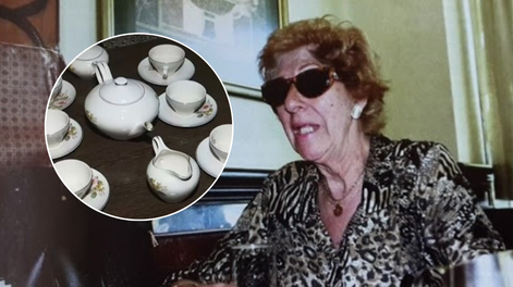 Un empresario compró las tazas de té con las que Yiya Murano envenenó a sus amigas.