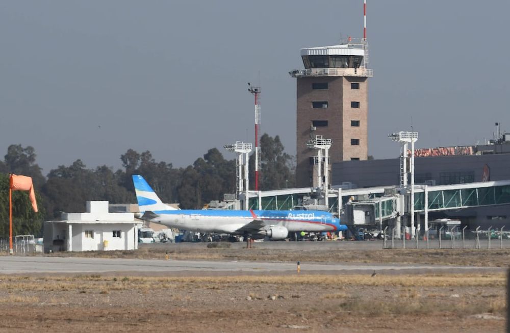 Mañana habrá vuelos: dictaron la conciliación obligatoria a los controladores aéreos