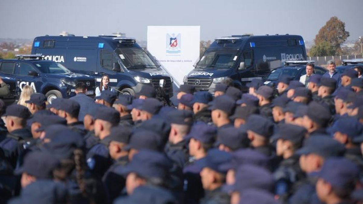 Aumentos por decreto para policías y penitenciarios: el esquema que aplicará la Provincia en 2026