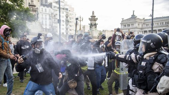 La Justicia declaró nulo el protocolo antipiquetes, pero seguirá vigente tras la apelación del Gobierno. &nbsp;