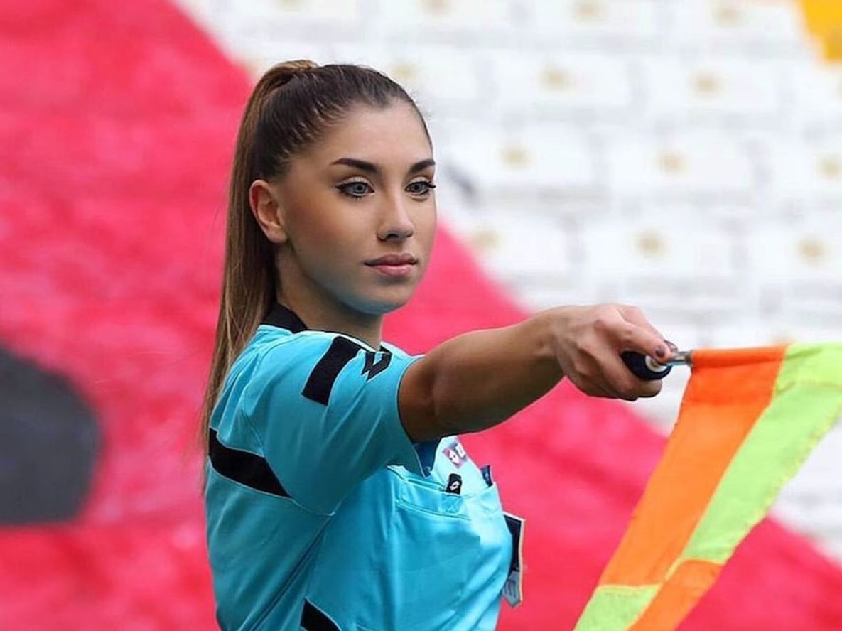 Elif Karaarslan, la árbitra que suspendieron por la filtración de un supuesto video
