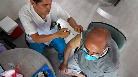 Los Andes | Bajo interés en el tercer refuerzo Covid: solo 5 mendocinos de cada 100 con esquema primario lo recibieronFoto: Orlando Pelichotti / Los Andes