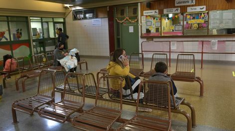 Los Andes | El lunes en la noche, una madre llegó a la guardia del Notti y los médicos alertaron sobre un posible caso de abuso sexual. - Foto Orlando Pelichotti