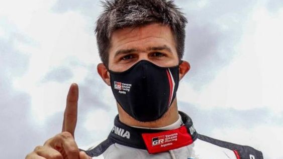 Pole position para Rossi para la carrera del domingo