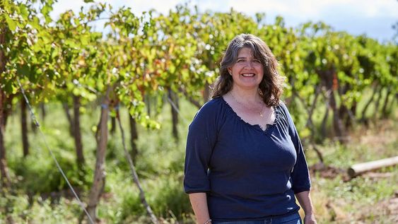 Elizabeth Lopresti es productora vitivinícola mendocina, y está al frente de la Cooperativa El Algarrobal, en Las Heras. - Foto: Marcelo Aguilar Lopez