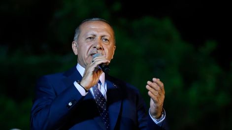 Erdogan reinvidicó su victoria en reñidas elecciones turcas