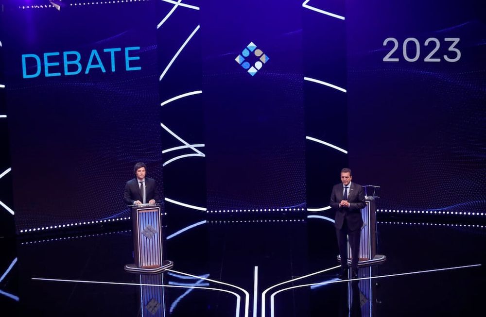 Un pícaro disfrazado de presidente y un león que no rugió