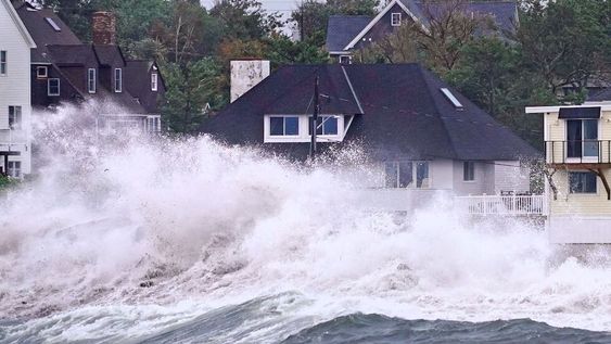Uno de los tantos peligros de la humanidad, las inundaciones por huracanes, fenómeno que afecta a no menos de 300 millones de personas en diversos lugares de la Tierra. Foto: AP