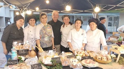 Los Andes | Alumnos del centro Teresa Serra Font de Correas realizaron una muestra donde exhibieron orgullosos sus trabajos. | Foto: gentileza