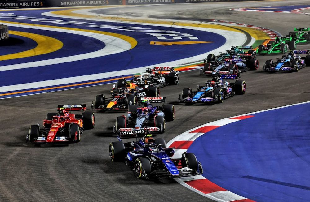 El piloto argentino de Fórmula 1, Franco Colapinto, en el Gran Premio de Singapur. Foto @WilliamsRacing