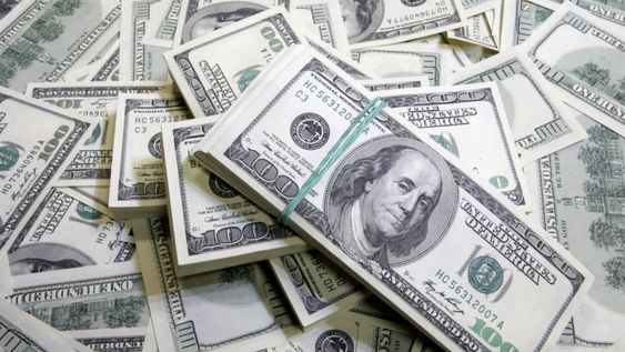 Productores de vino podrán acceder a préstamos en dólares de hasta USD 300.000 para capital de trabajo durante febrero y marzo.