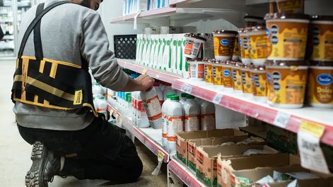 Consultoras que informan al Banco Central estimaron un fuerte descenso de la inflación.