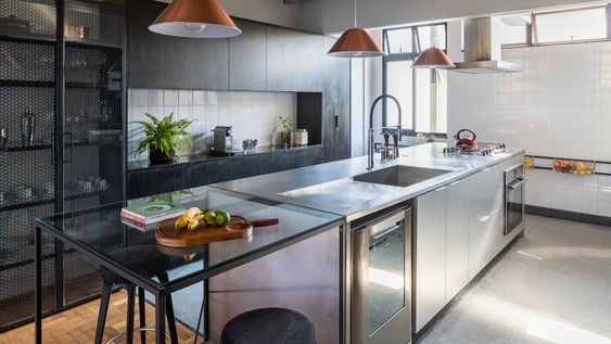 Cómo diseñar una isla de cocina: espacio eficiente y multifuncional