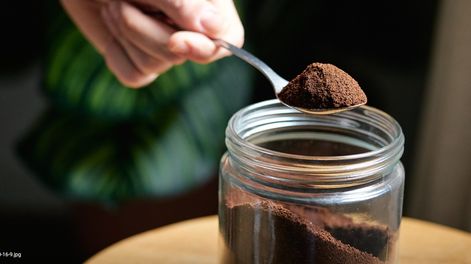Café molido y canela: ¿cuál es el propósito de colocarlos en un frasco dentro del hogar?