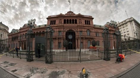 El gobierno dispuso reforzar la seguridad en Casa Rosada, gobernación, ministerios y cárceles\u002E