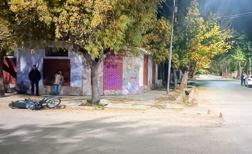 Choque fatal entre una moto y un automóvil en Palmira, San Martín
