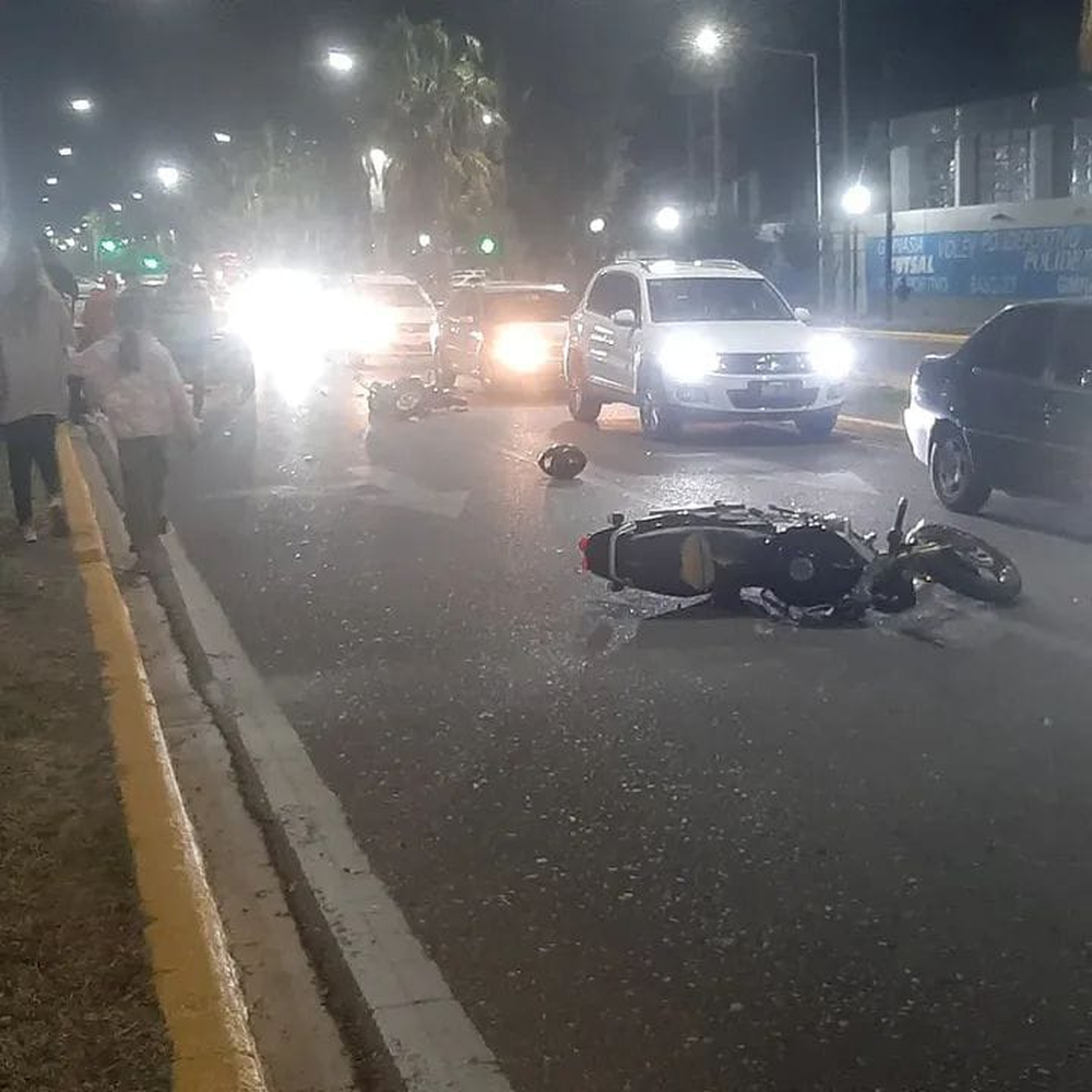 Siniestro vial en San Martín: una mujer lesionada y un motociclista con alcoholemia positiva.