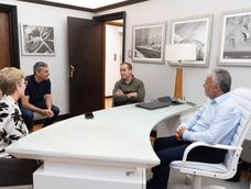 Reunión entre el titular de Arc Energy, Jason Arcenoux, con el gobernador Alfredo Cornejo, la ministra de Energía, Jimena Latorre, y el presidente de Emesa, Pablo Magistocchi.
