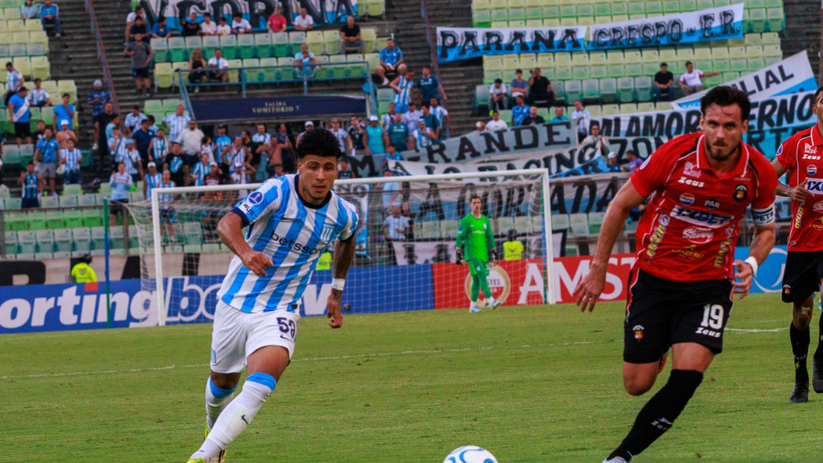 Racing recibe a Caracas con la obligación de ganar: hora, TV, formaciones