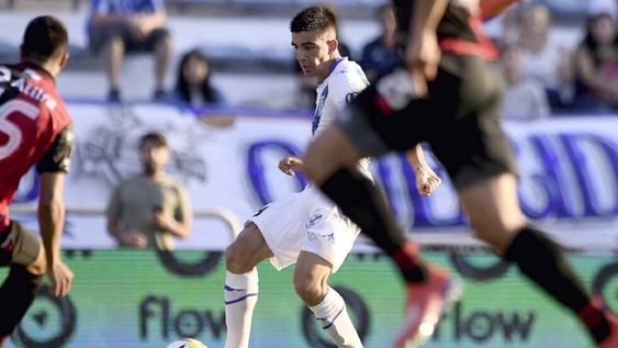 En Liniers, Vélez y Cólon no se se sacaron diferencias
