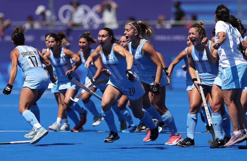 Las Leonas le ganaron por penales australianos a Bélgica y se colgaron la medalla de bronce.
