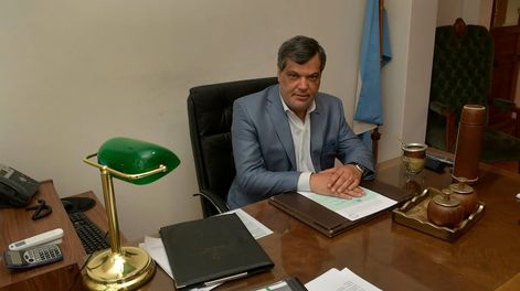 Los Andes | Néstor Parés. He aplicado multas sin inconvenientes a muchas personas que conozco. Y seguramente me tocará volverlo a hacer. Es un garrón, pero si hay inconvenientes hay que hacerlo”. Foto: Orlando Pelichotti / Los Andes.