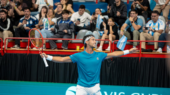 Thiago Tirante superó a Mert Alkaya y consiguió el segundo punto para Argentina en la serie de Copa Davis ante Turquía.