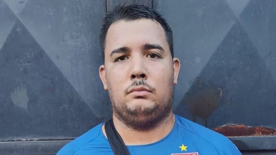 Escándalo en Tigre vs Chacarita: detuvieron al hincha que arrojó el botellazo que impactó en un jugador y suspendió el partido. / Gentileza.