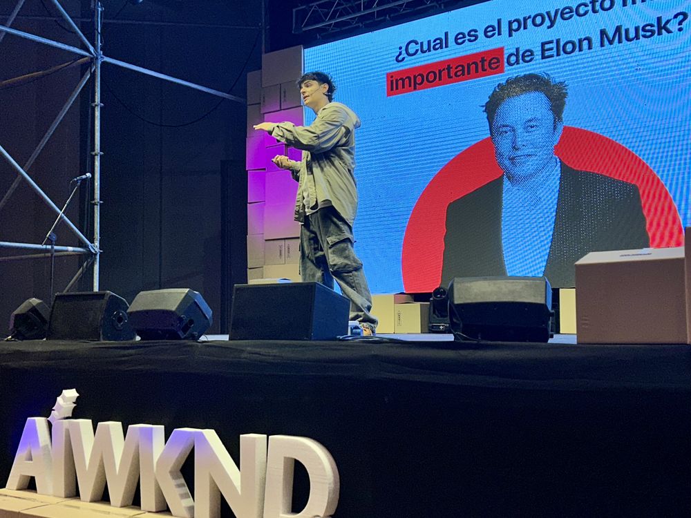 El dinamismo de las charlas fue una de las claves del encuentro, con exposiciones ágiles, temas actuales y un público atento a cada bloque.