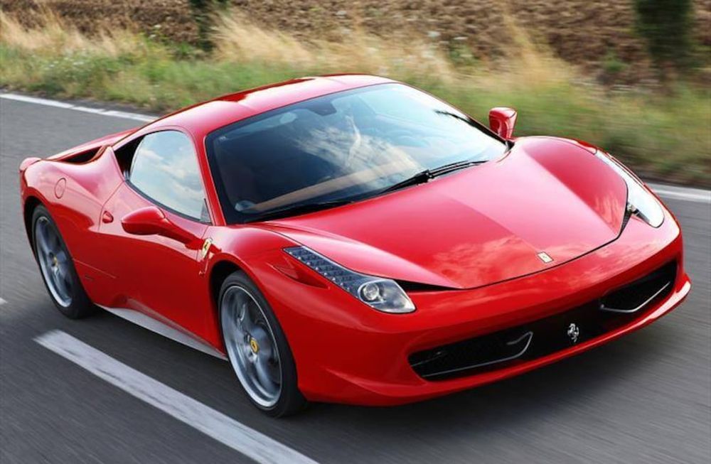 ¿Querés ver el espectacular modelo de Ferrari que tiene el chileno Arturo Vidal?