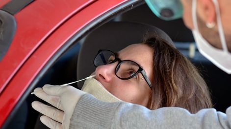 Los Andes | El aumento de contagios fue más notorio en los últimos 10 días en Mendoza. En los análisis se sigue presentando Ómicron. Foto: Orlando Pelichotti / Los Andes